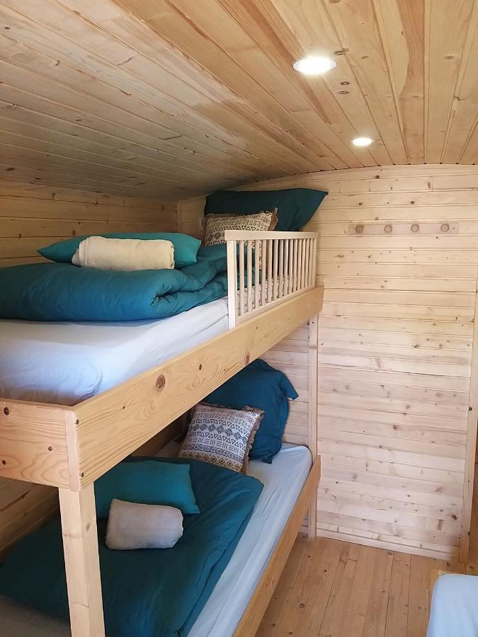 Roulottes Du Chalet Des Pins Rougeou Luaran gambar