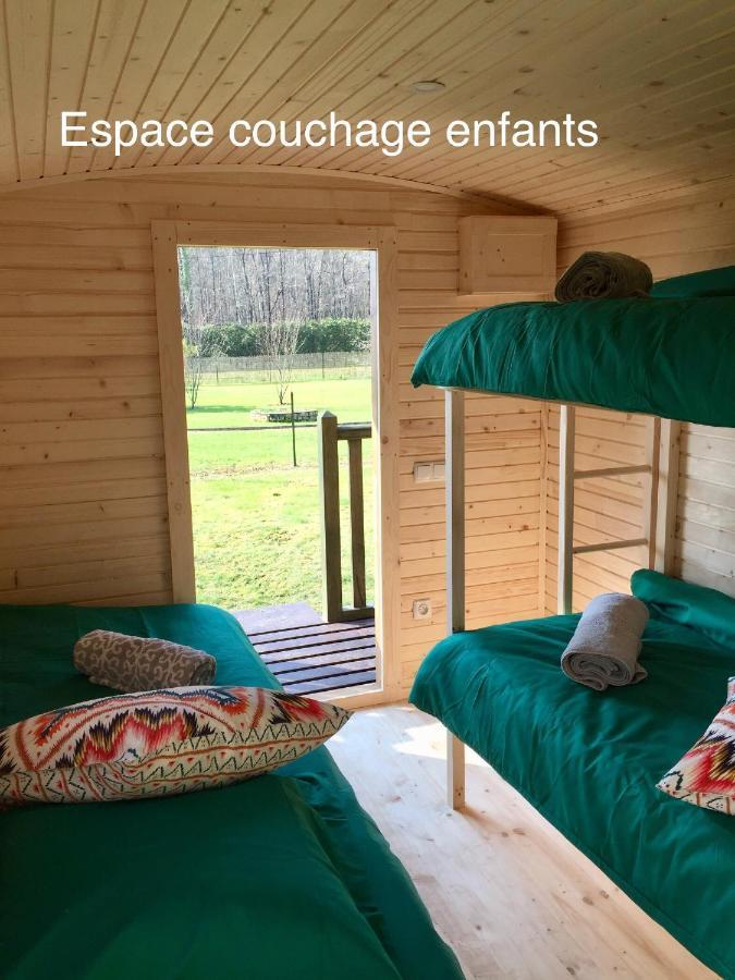 Roulottes Du Chalet Des Pins Rougeou Luaran gambar