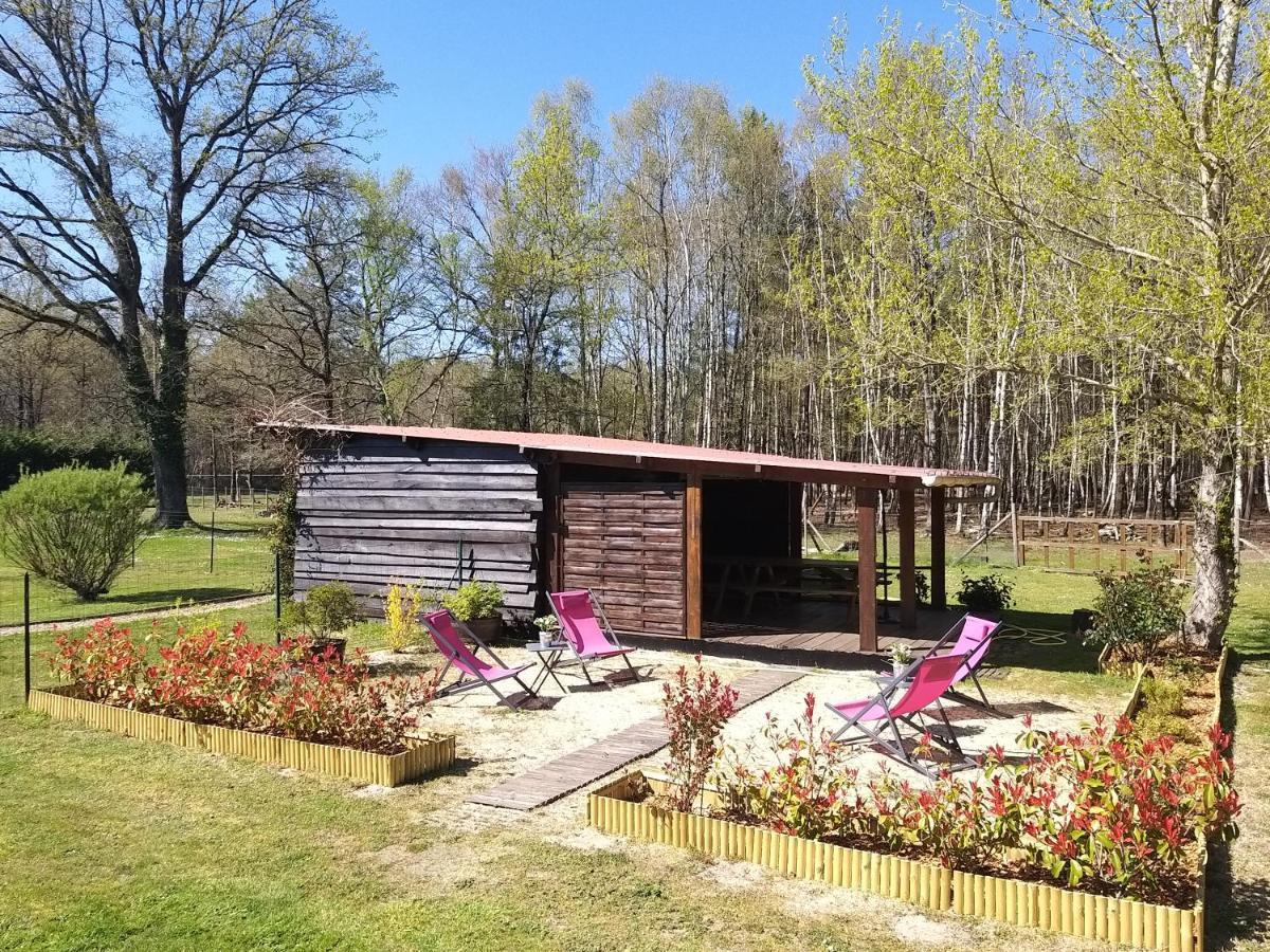 Roulottes Du Chalet Des Pins Rougeou Luaran gambar